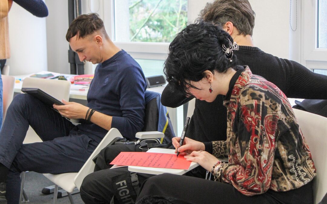 Proti sovražnemu govoru s soncem in mavricami